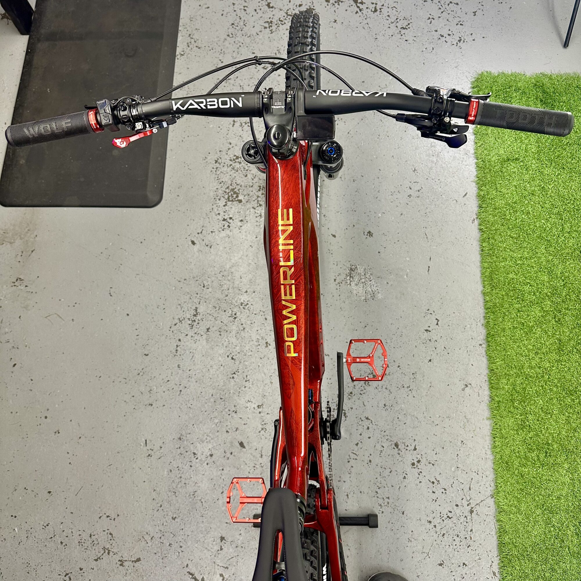 Karbon PowerLine 840